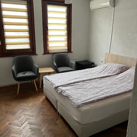 White Guest House 2 Karlovo Luaran gambar