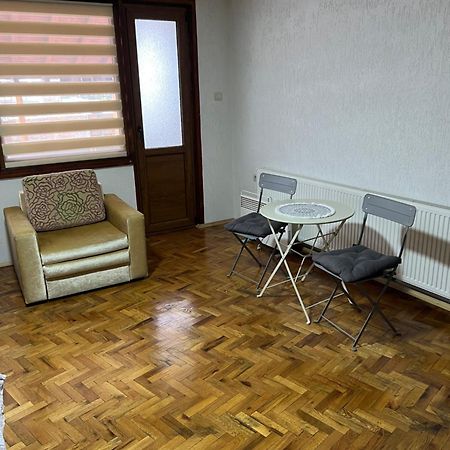 White Guest House 2 Karlovo Luaran gambar