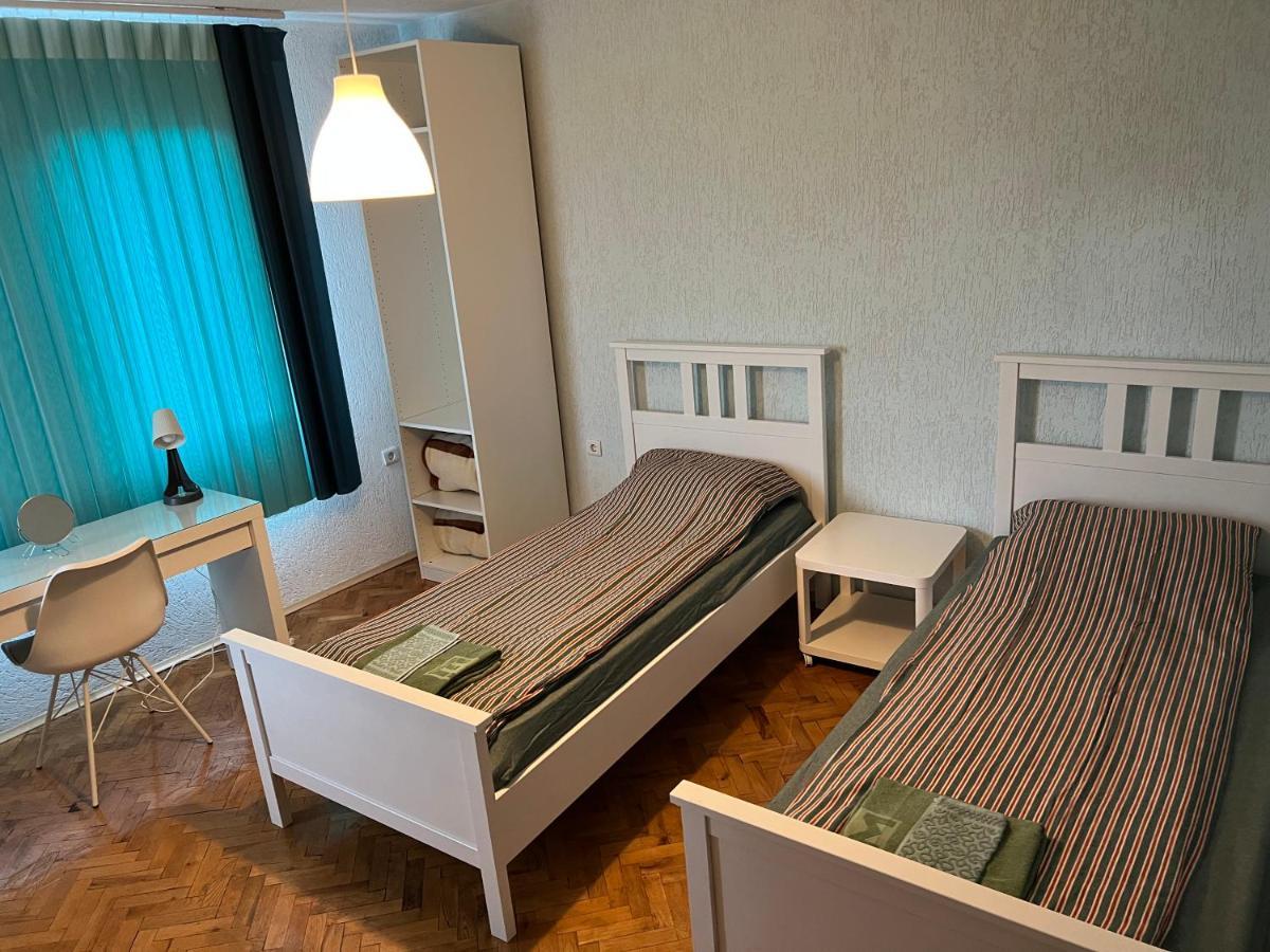 White Guest House 2 Karlovo Luaran gambar