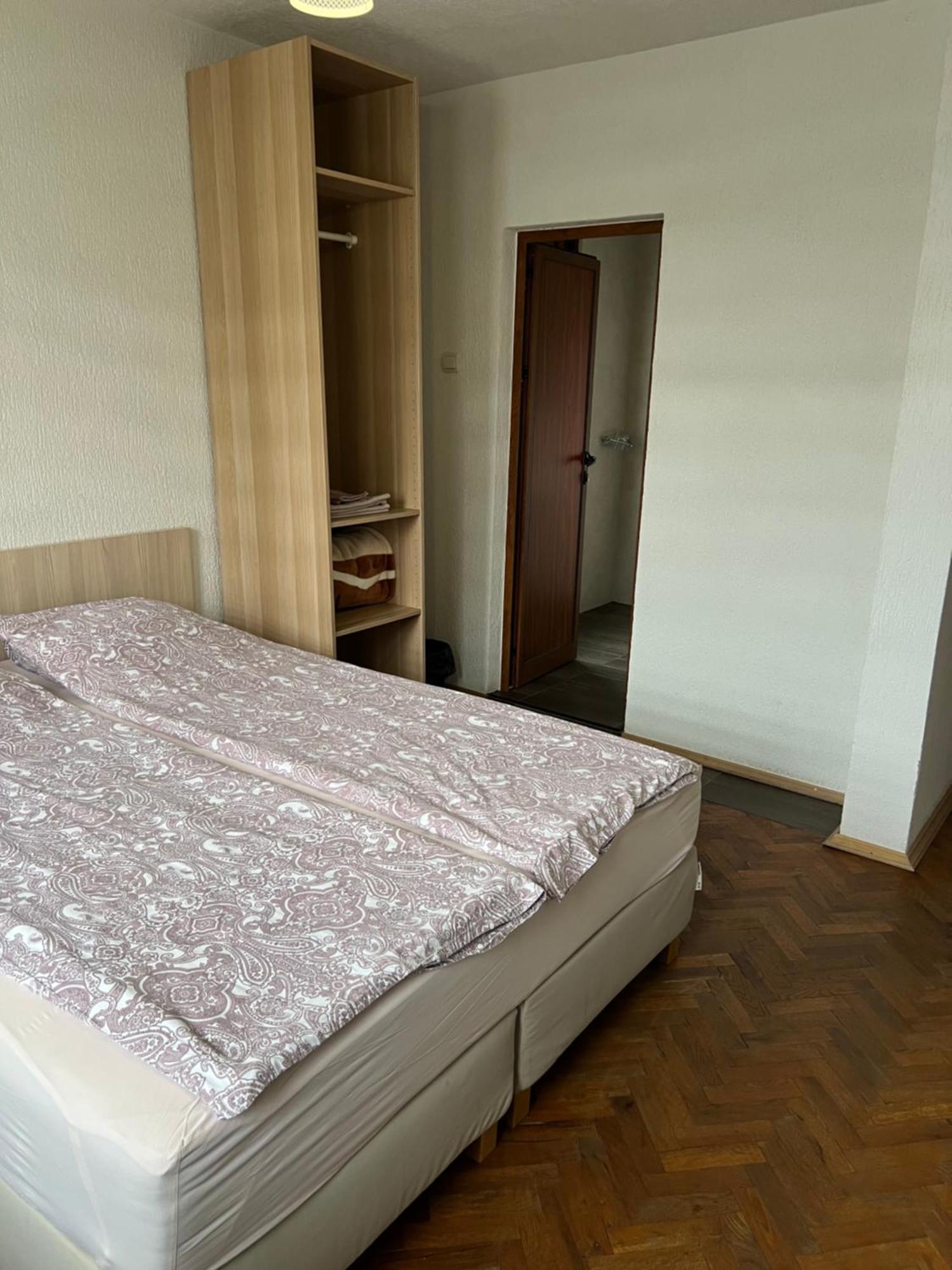 White Guest House 2 Karlovo Luaran gambar